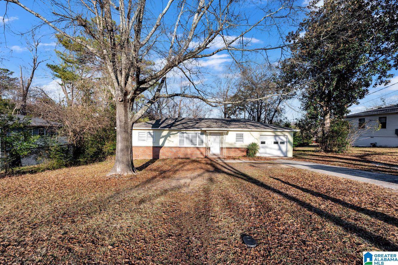 404 Sunhill Road Northwest Birmingham, AL 35215 - Photo 3 of 28 Gallery Image 3