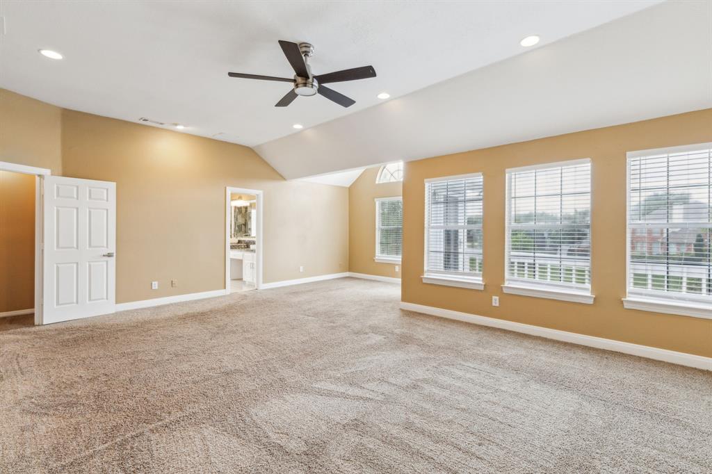 9434 Abbey Road Irving, TX 75063 - Photo 15 of 26 Master Bedroom