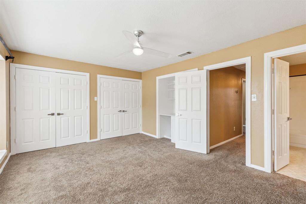 9434 Abbey Road Irving, TX 75063 - Photo 20 of 26 Guest Bedroom2