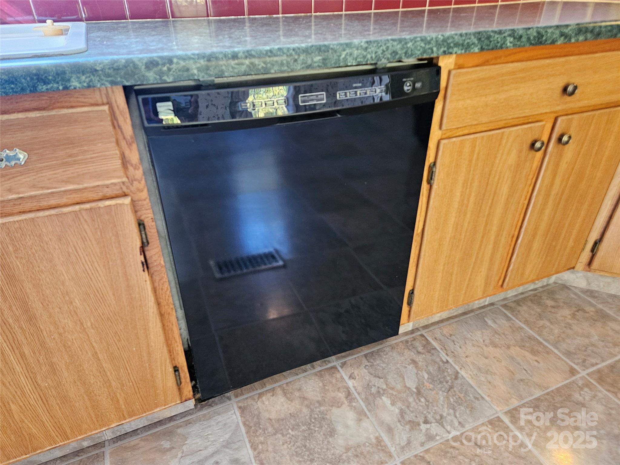2442 Christopher Road Morganton, NC 28655 - Photo 18 of 42 Gallery Image 18