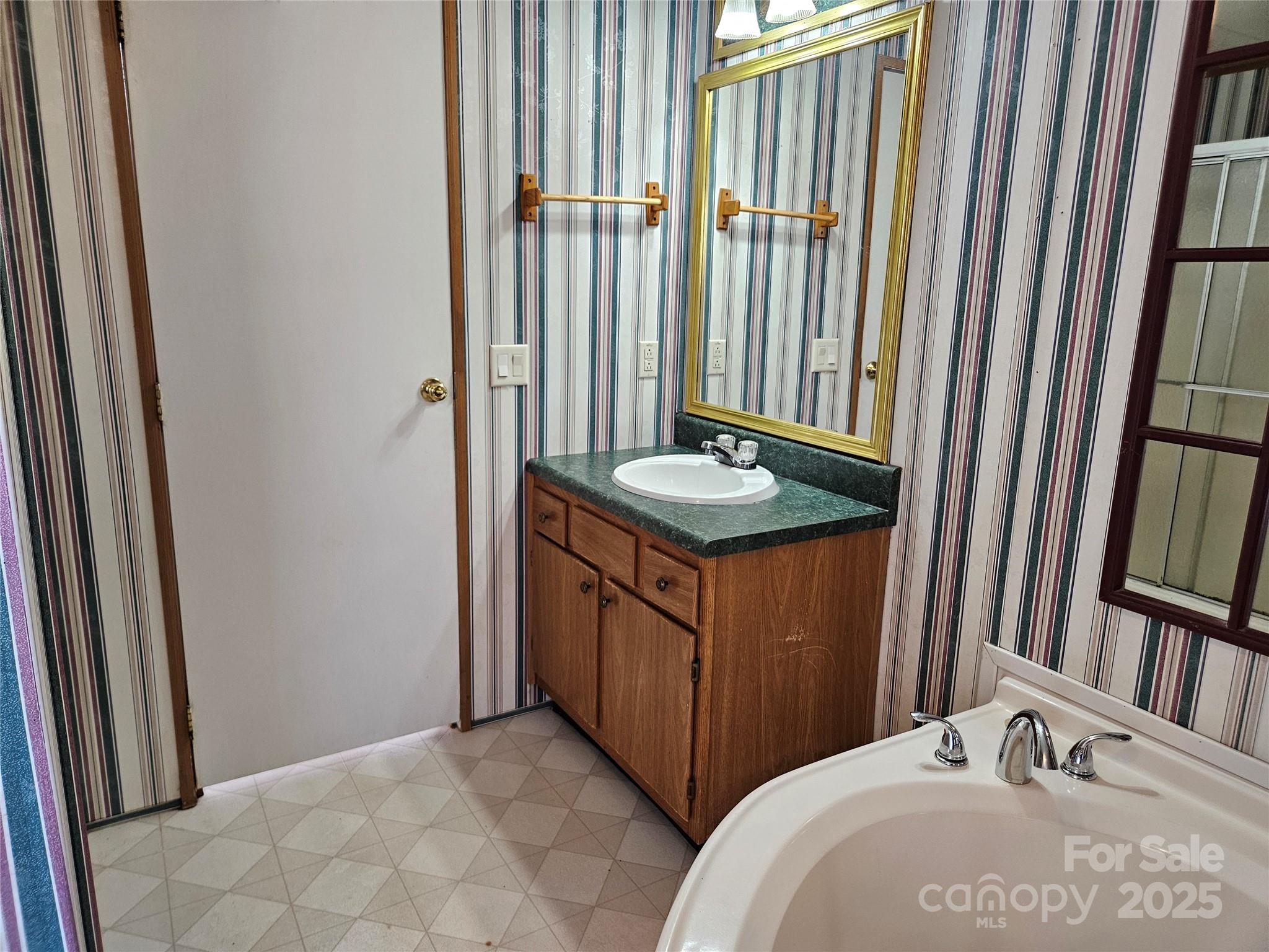 2442 Christopher Road Morganton, NC 28655 - Photo 33 of 42 Gallery Image 33