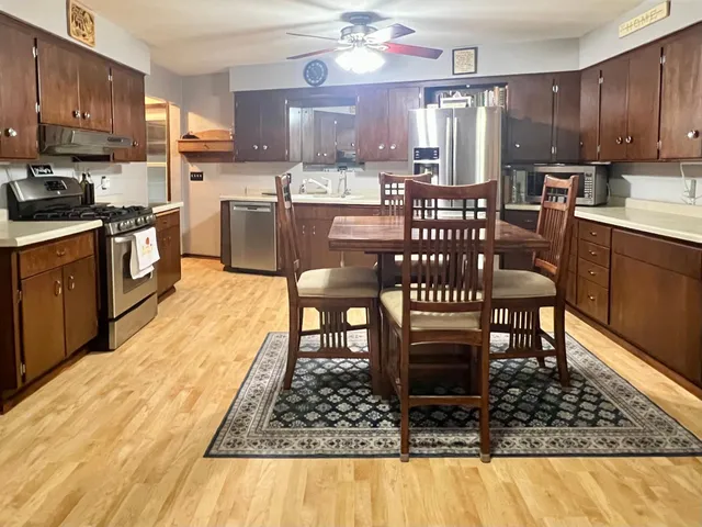 $350,000 | 1020 Roberts Road Southwest, Hutchinson, MN 55350