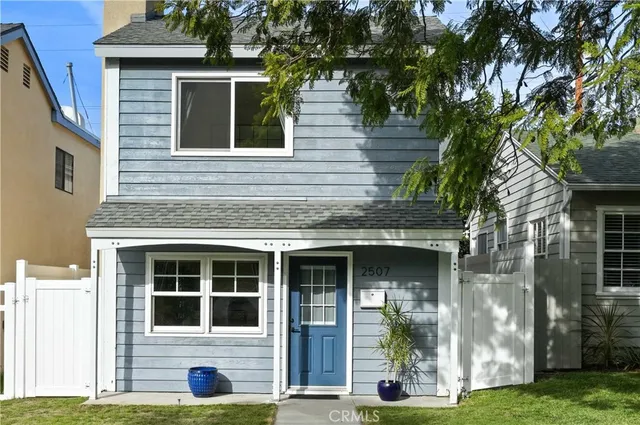 $1,098,000 | 2507 East Glenoaks Boulevard, Glendale, CA 91206