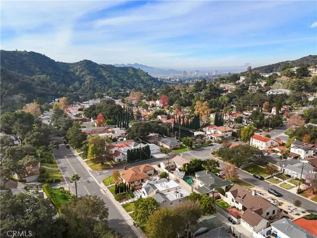 $1,098,000 | 2507 East Glenoaks Boulevard, Glendale, CA 91206
