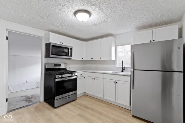 $115,000 | 1159 South Bradley Avenue, Indianapolis, IN 46203