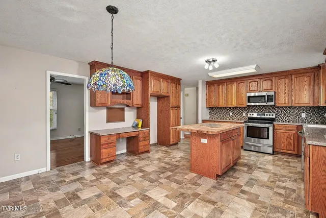 $289,000 | 1140 Eastbrook Drive, Kingsport, TN 37663