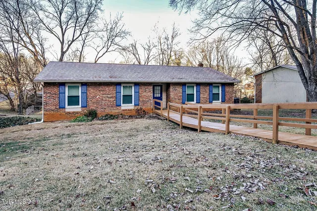 $289,000 | 1140 Eastbrook Drive, Kingsport, TN 37663