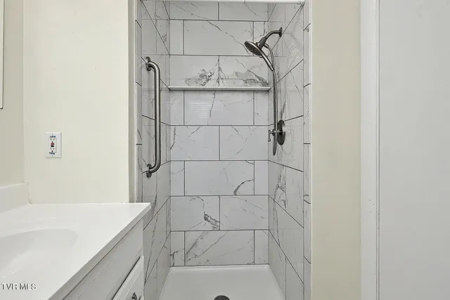 $289,000 | 1140 Eastbrook Drive, Kingsport, TN 37663