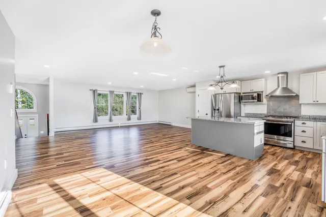 $499,999 | 1197 Western Avenue, Hampden, ME 04444