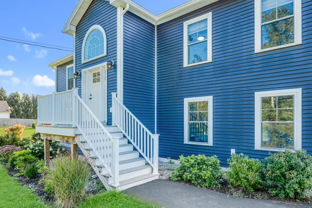 $499,999 | 1197 Western Avenue, Hampden, ME 04444