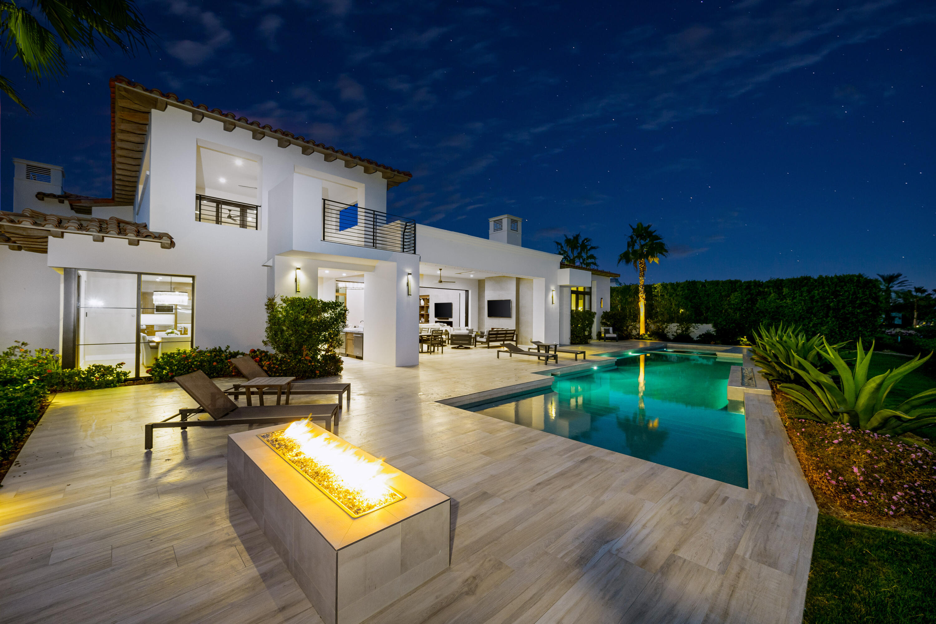53488 Via Strada La Quinta, CA 92253 - Photo 49 of 56 a view of a house with swimming pool and sitting area