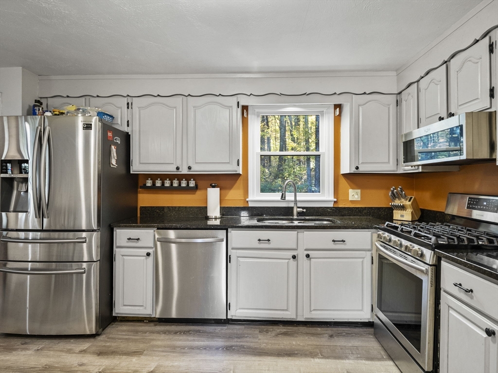 20 Bayberry Hill Road Townsend, MA 01469 - Photo 16 of 36 Gallery Image 16