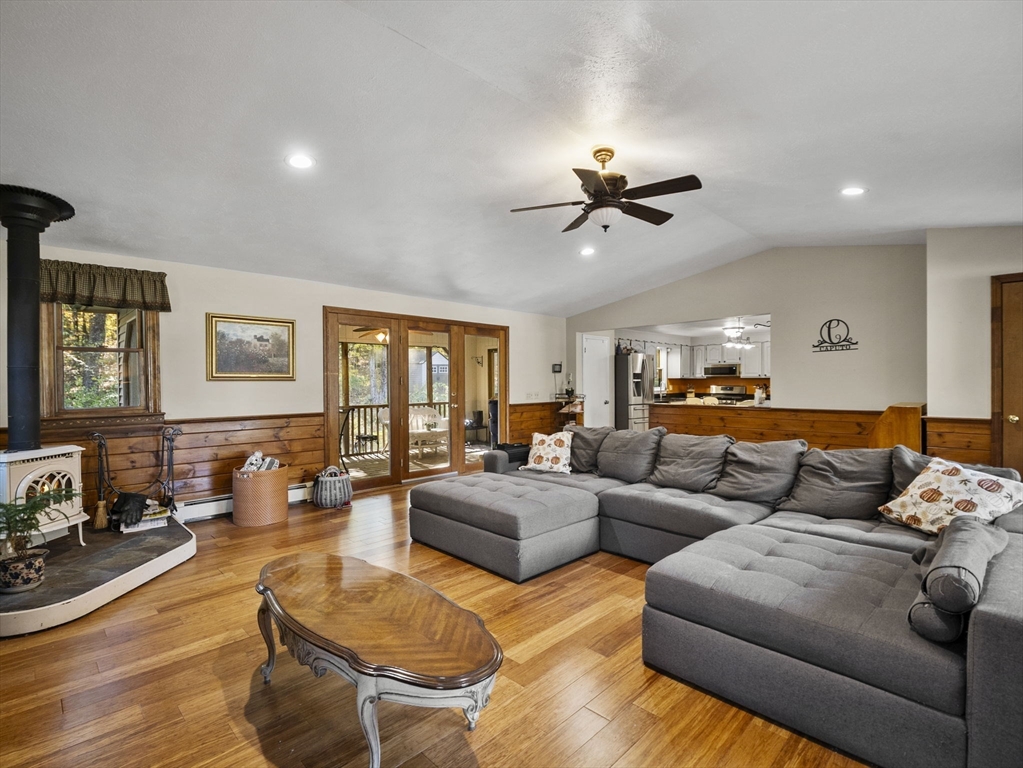 20 Bayberry Hill Road Townsend, MA 01469 - Photo 8 of 36 Gallery Image 8