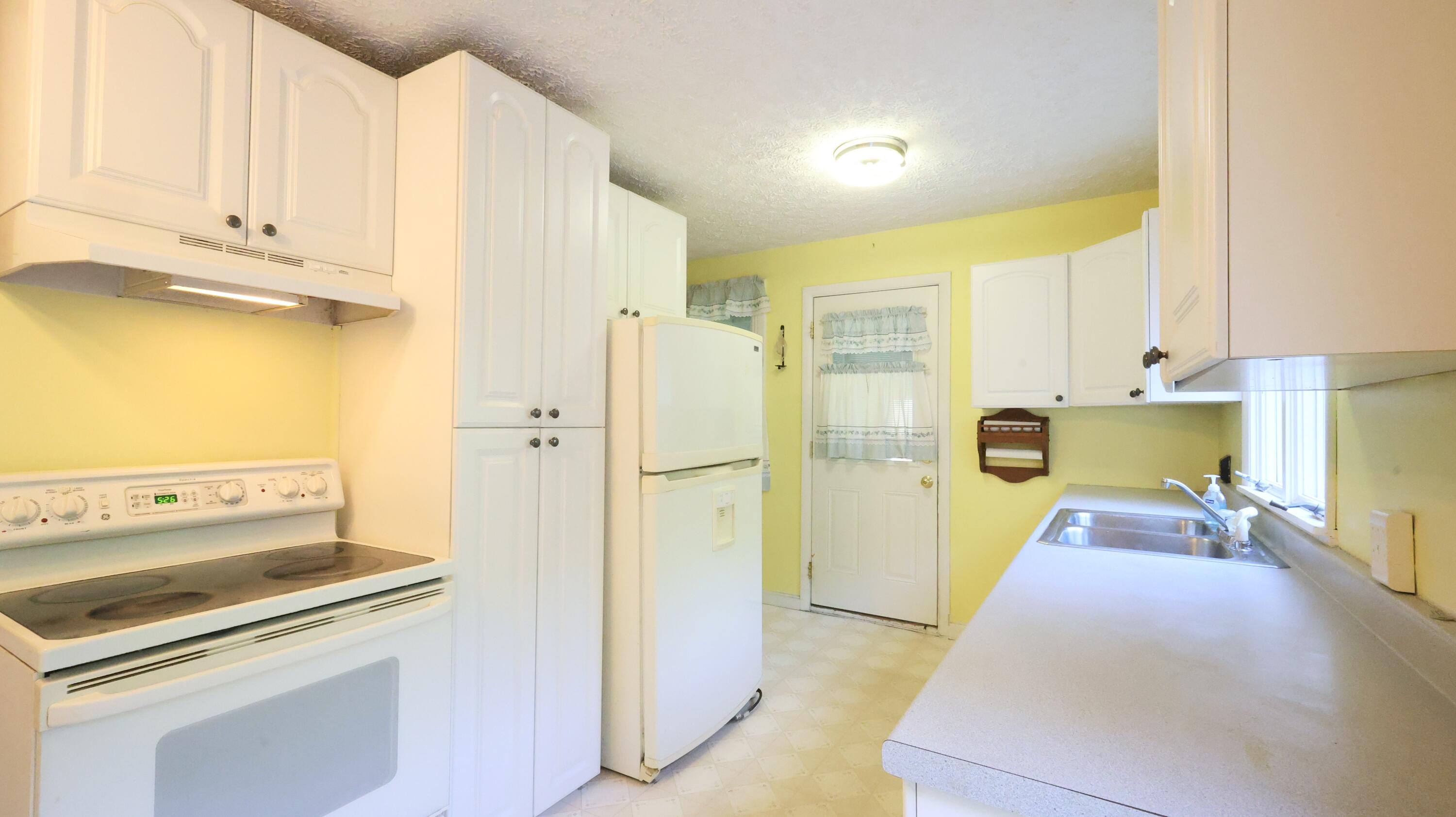 157 Kelley Road Pittston, ME 04345 - Photo 14 of 73 IMG_6178
