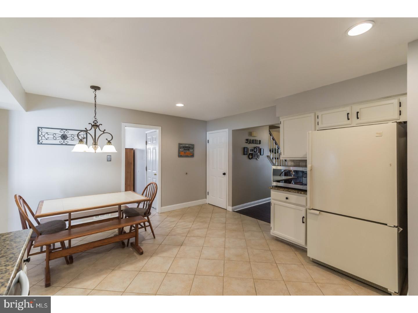 13 Mayapple Road Sicklerville, NJ 08081 - Photo 4 of 25 Gallery Image 4