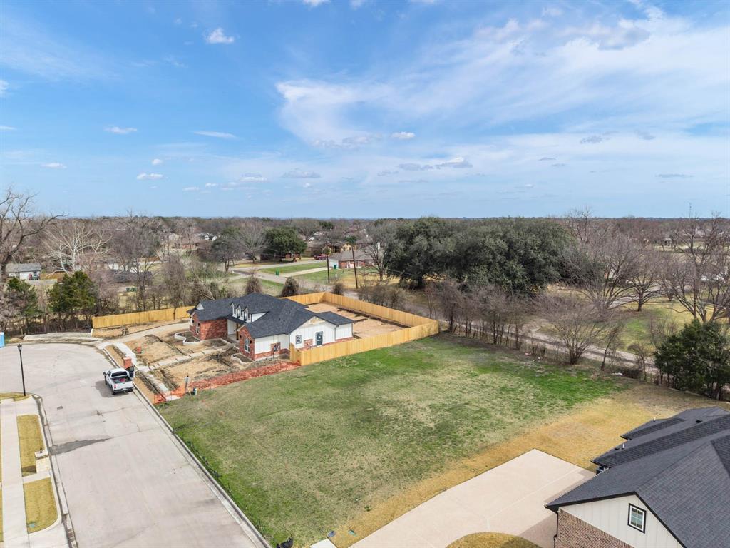 304 Crye Circle Robinson, TX 76706 - Photo 10 of 15