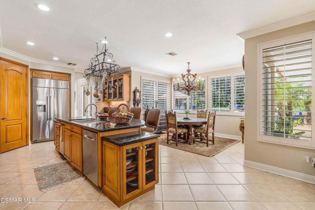 669 Noble Road Simi Valley, CA 93065 - Photo 19 of 71