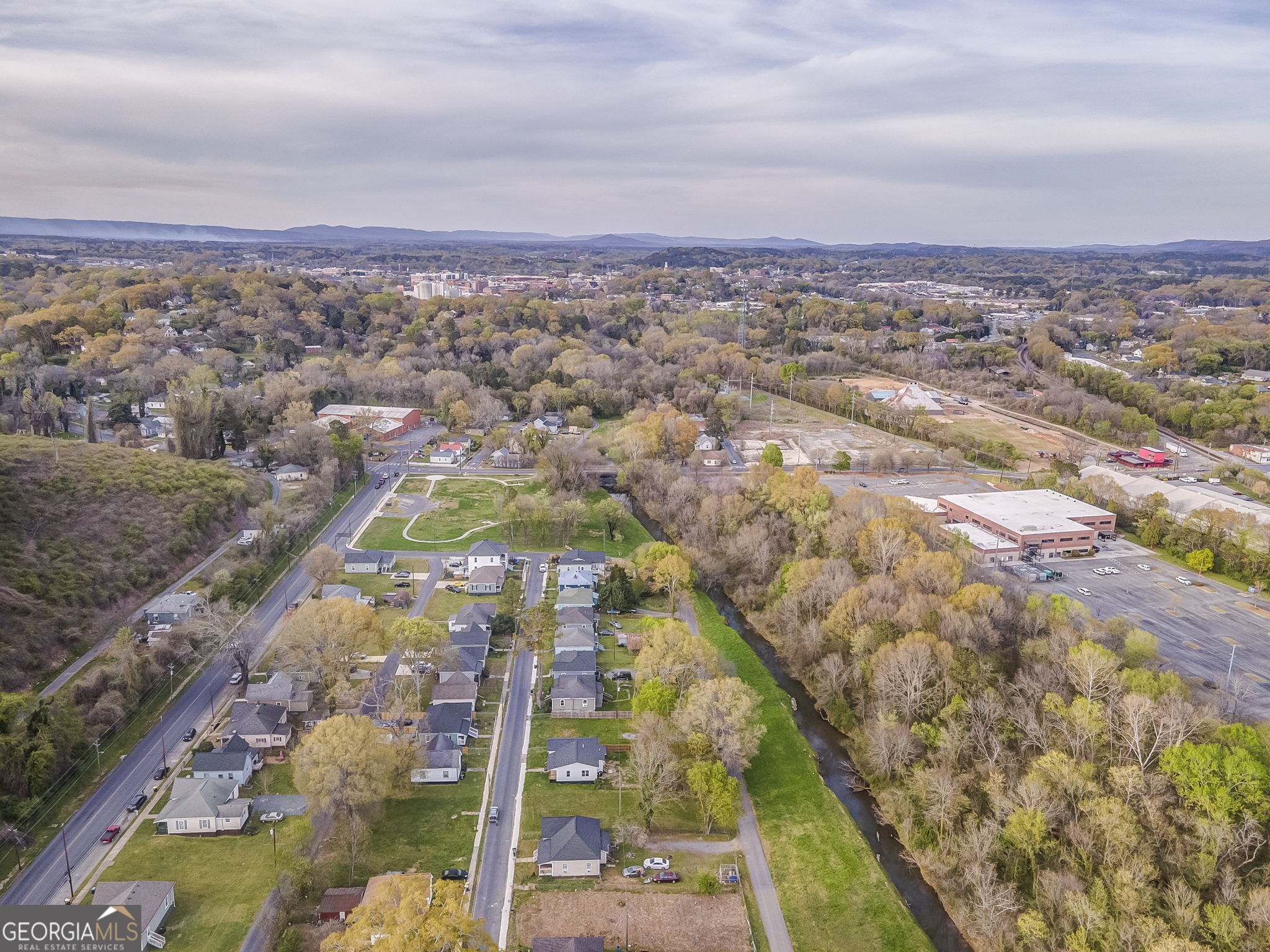 319 South McLin Street Rome, GA 30161 - Photo 10 of 10 a view of a city
