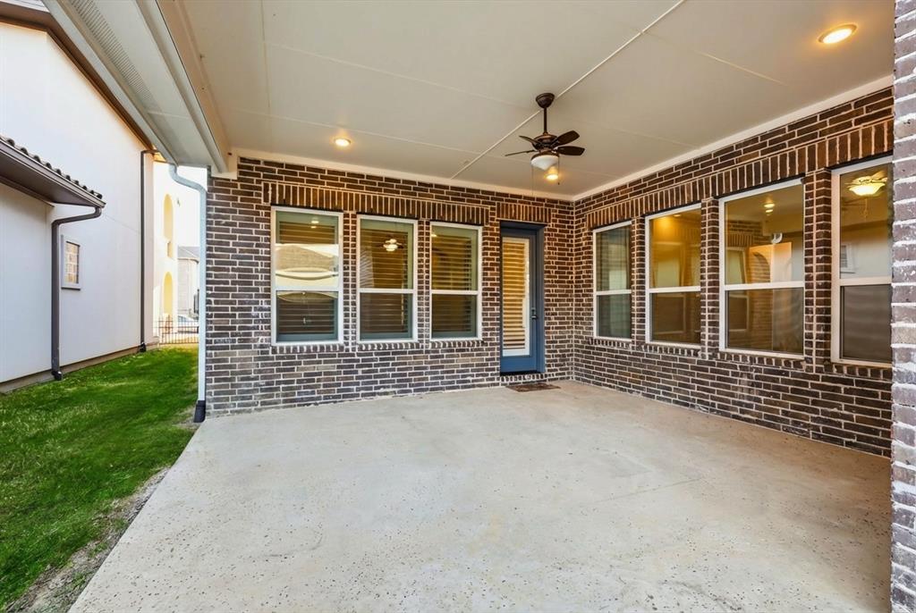 3968 Sevilla Drive Frisco, TX 75034 - Photo 28 of 38 a view of backyard with a garden