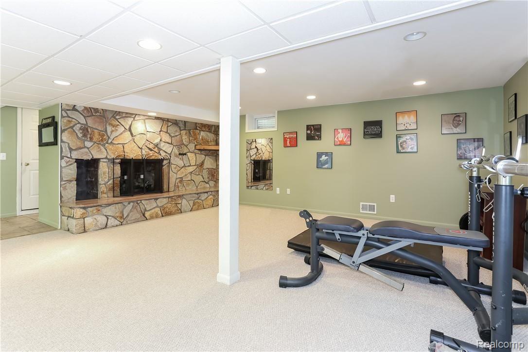 2317 Bunker Hill Road Rochester, MI 48309 - Photo 20 of 25 20 Basement.jpg