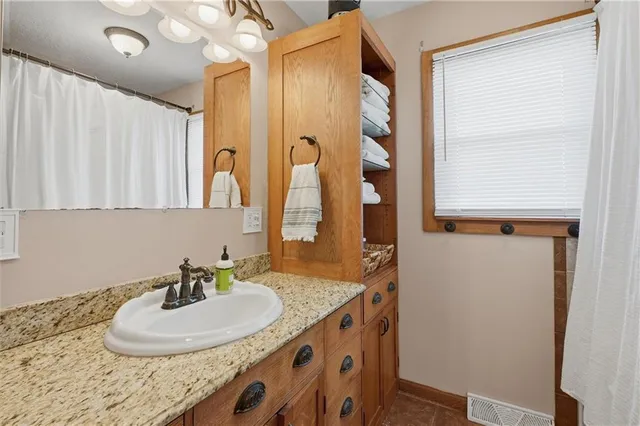 $330,000 | 1300 Robin Court, Kearney, MO 64060