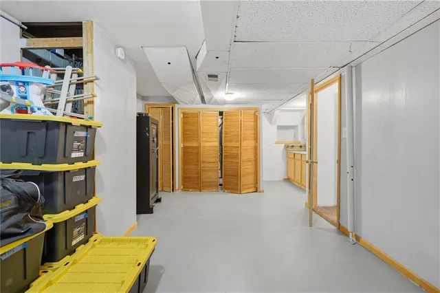 $330,000 | 1300 Robin Court, Kearney, MO 64060