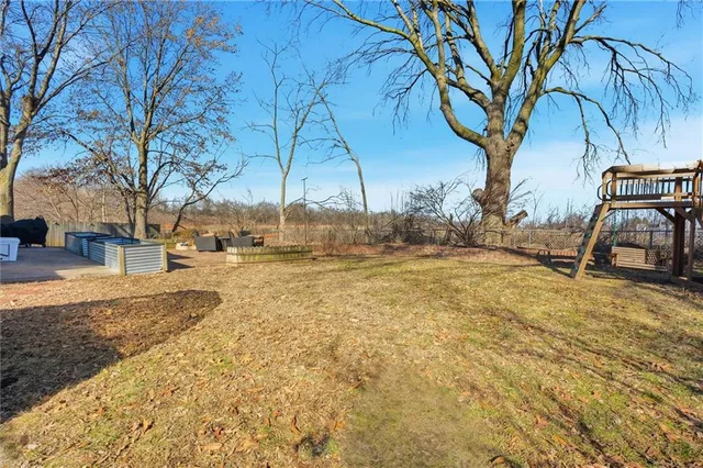 $330,000 | 1300 Robin Court, Kearney, MO 64060