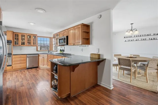 $330,000 | 1300 Robin Court, Kearney, MO 64060