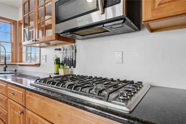 $330,000 | 1300 Robin Court, Kearney, MO 64060