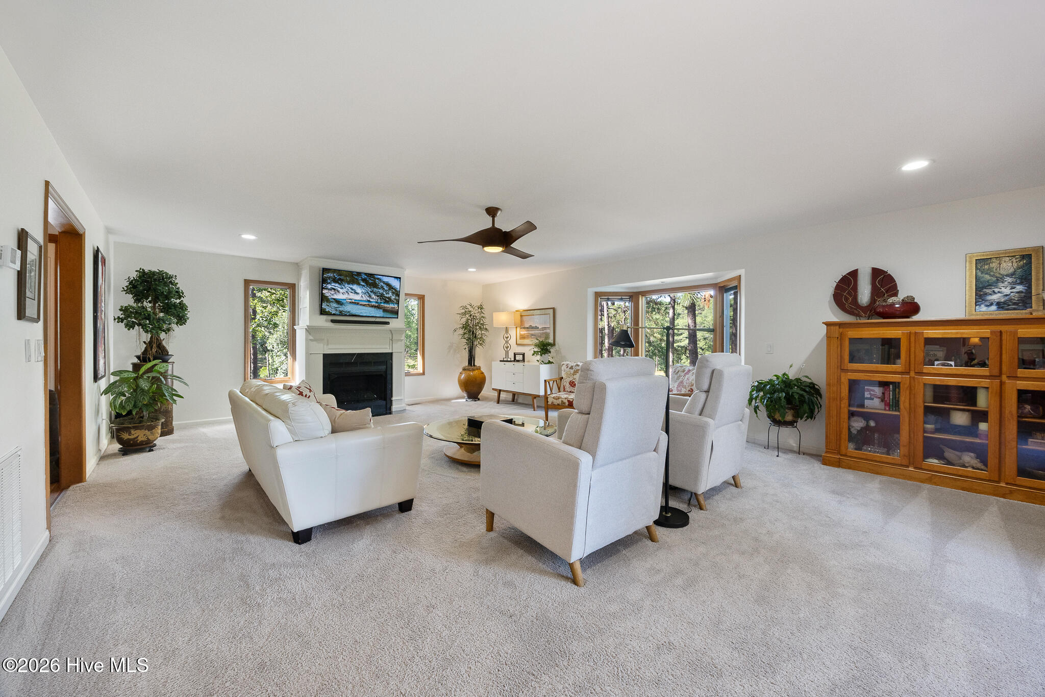 184 Weaver Road Aberdeen, NC 28315 - Photo 8 of 50