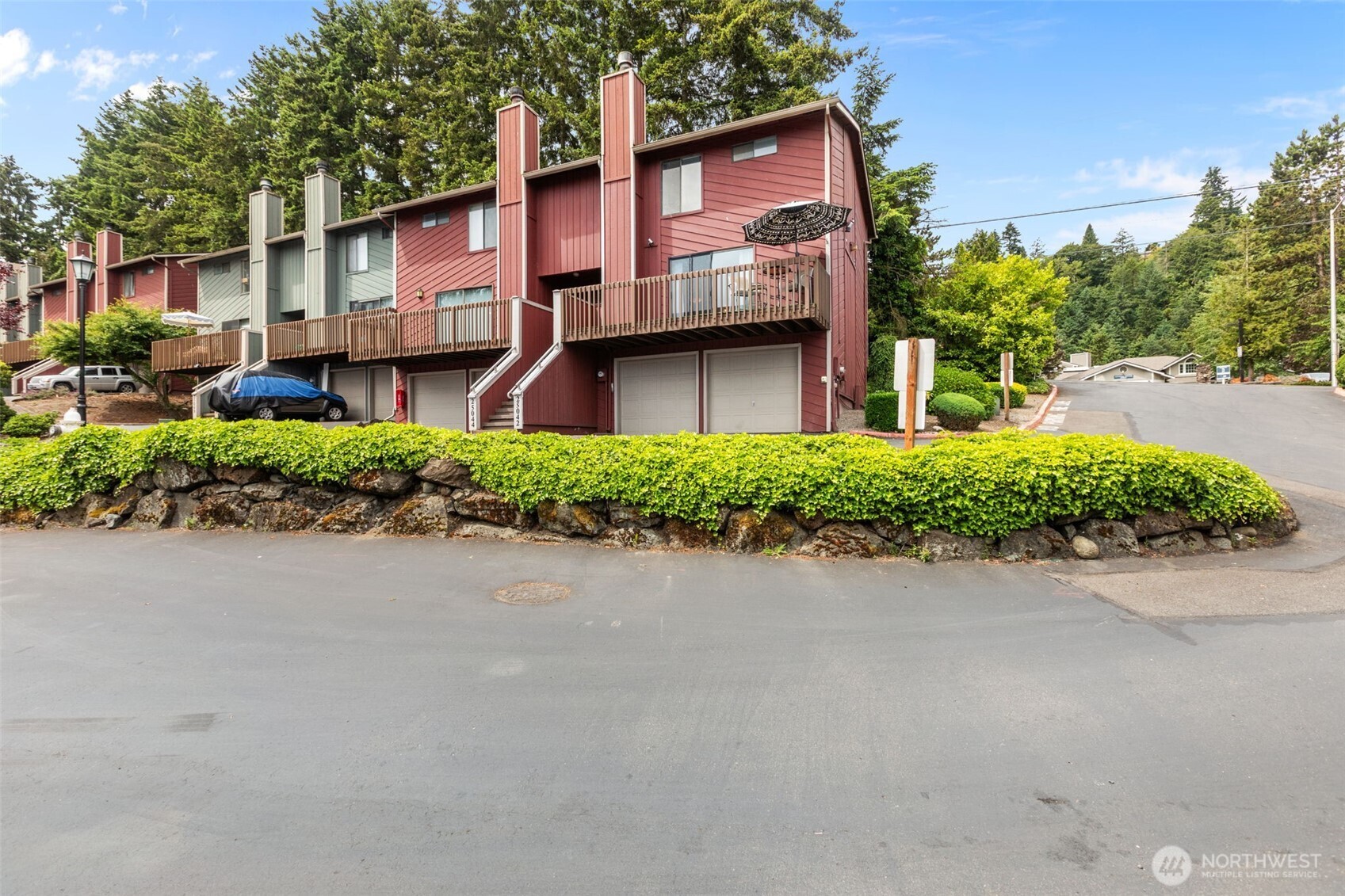 25042 Lake Fenwick Road, Unit 35 Kent, WA 98032 - Photo 36 of 38