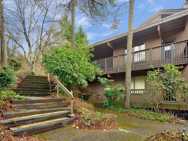 7524 Southwest Barnes Road, Unit A Portland, OR 97225 - Photo 1 of 21 Gallery Image 1