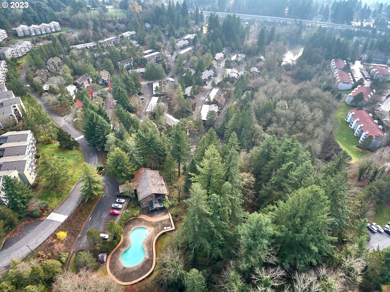 7524 Southwest Barnes Road, Unit A Portland, OR 97225 - Photo 18 of 21 Gallery Image 18