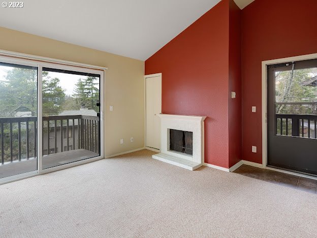 7524 Southwest Barnes Road, Unit A Portland, OR 97225 - Photo 4 of 21 Gallery Image 4