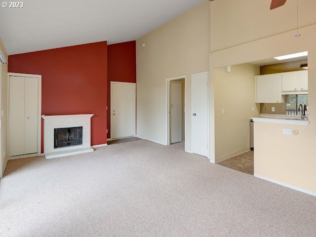 7524 Southwest Barnes Road, Unit A Portland, OR 97225 - Photo 9 of 21 Gallery Image 9
