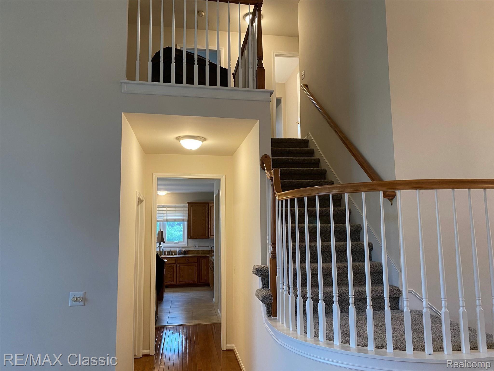 6980 Poppleton Road Canton, MI 48187 - Photo 5 of 66 A - Foyer 4.jpeg