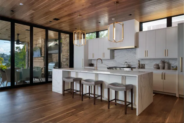 $3,750,000 | 6009 Lakeshore Drive, Columbia, SC 29206