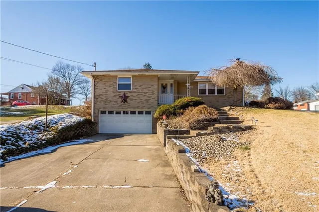 $225,000 | 2515 Beverly Drive, Washington, PA 15301