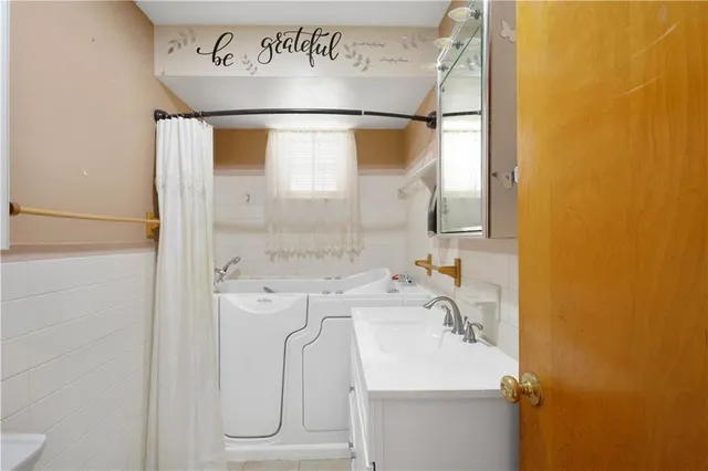 $225,000 | 2515 Beverly Drive, Washington, PA 15301