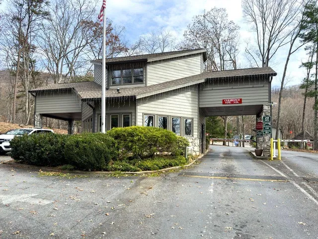 $400,000 | 353 Tamarack Drive, Jasper, GA 30143