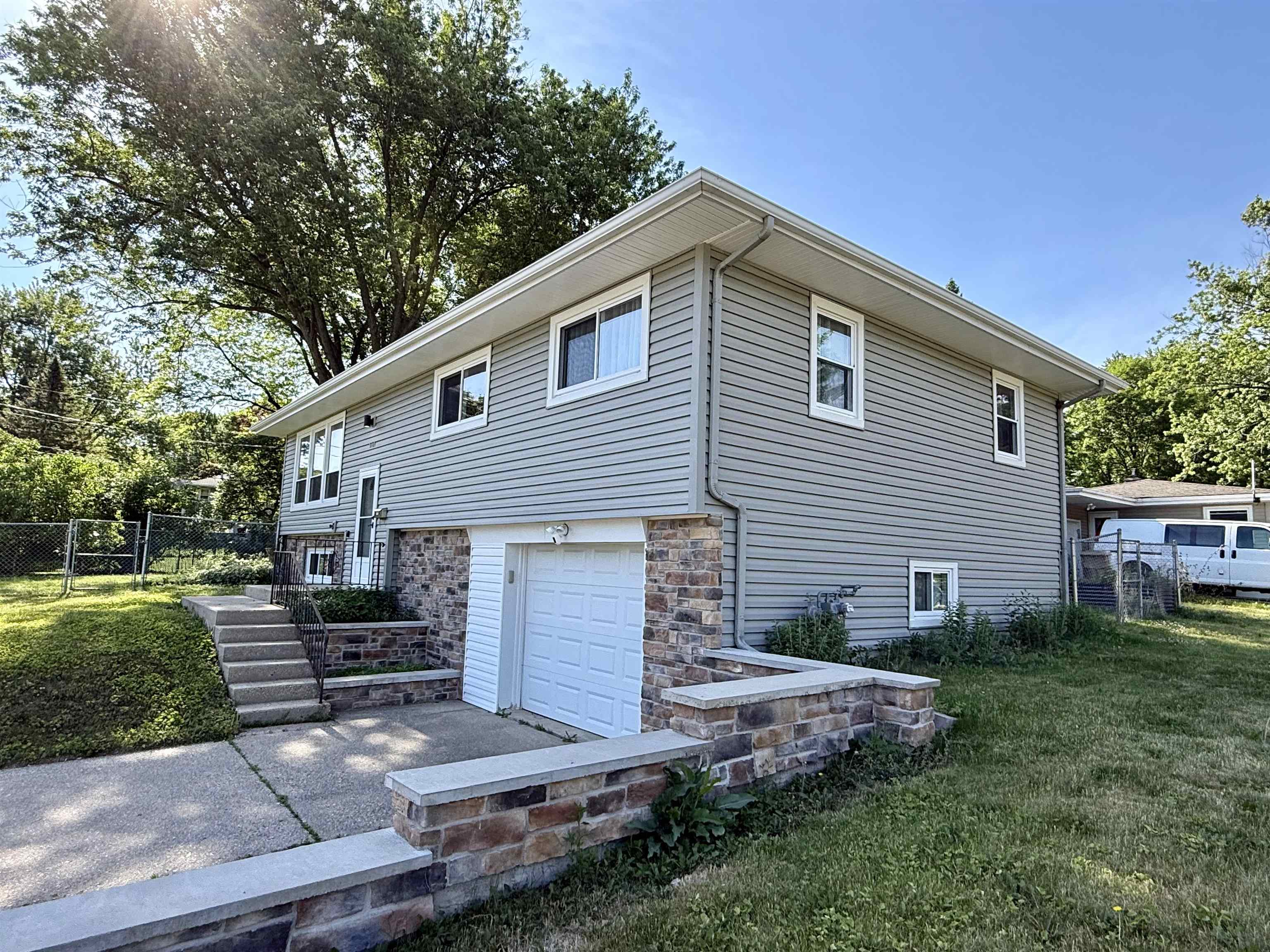 4701 Starker Avenue Madison, WI 53716 - Photo 2 of 41