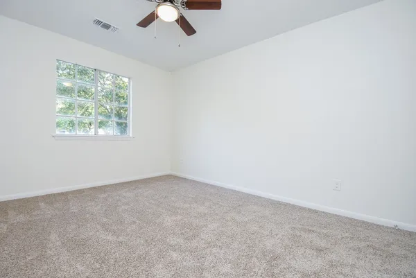 $2,450 | 134 North Magnolia Pond Place, The Woodlands, TX 77381