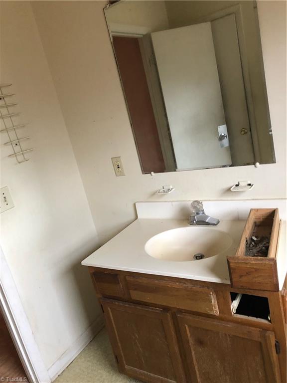 3227 Wards Gap Road Mount Airy, NC 27030 - Photo 6 of 13 Gallery Image 6
