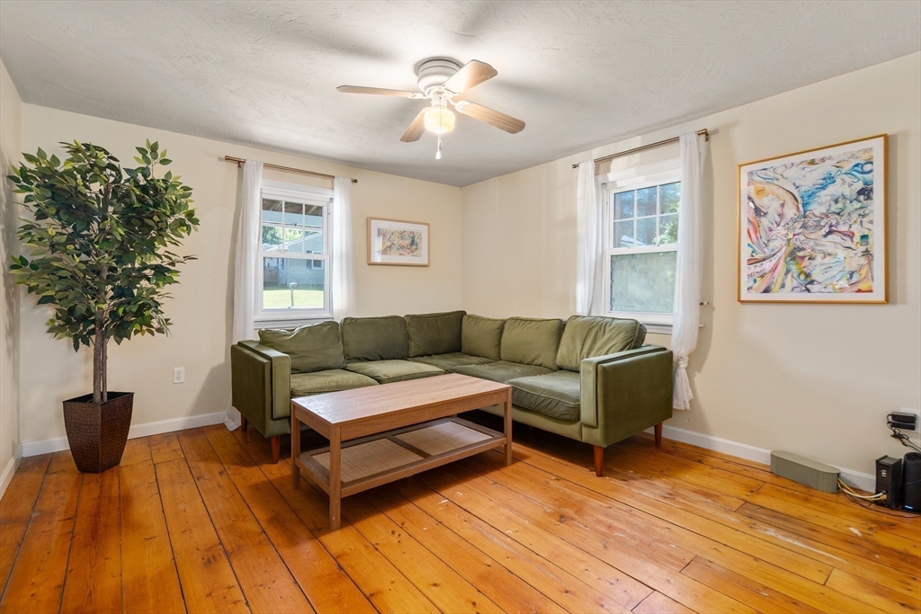 224 Turkey Hill Road Rutland, MA 01543 - Photo 7 of 32