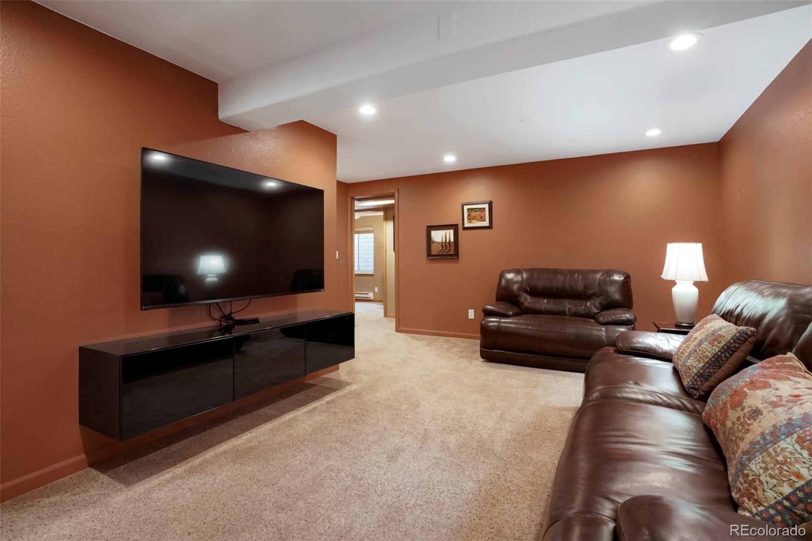 10001 Strathfield Lane Highlands Ranch, CO 80126 - Photo 17 of 26 Gallery Image 17