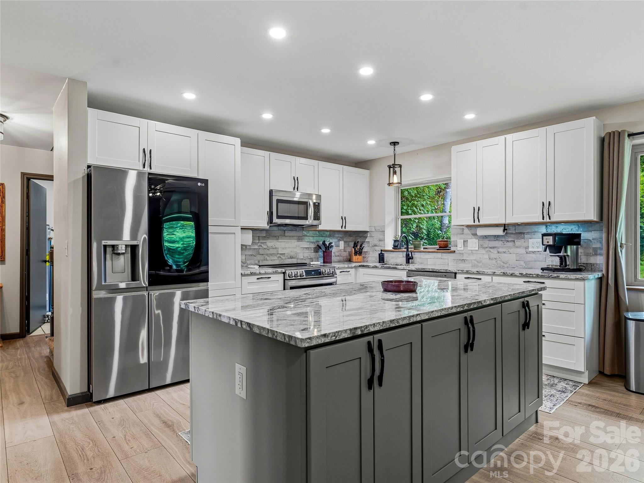 152 Worley Cove Road Leicester, NC 28748 - Photo 11 of 48 Gallery Image 11