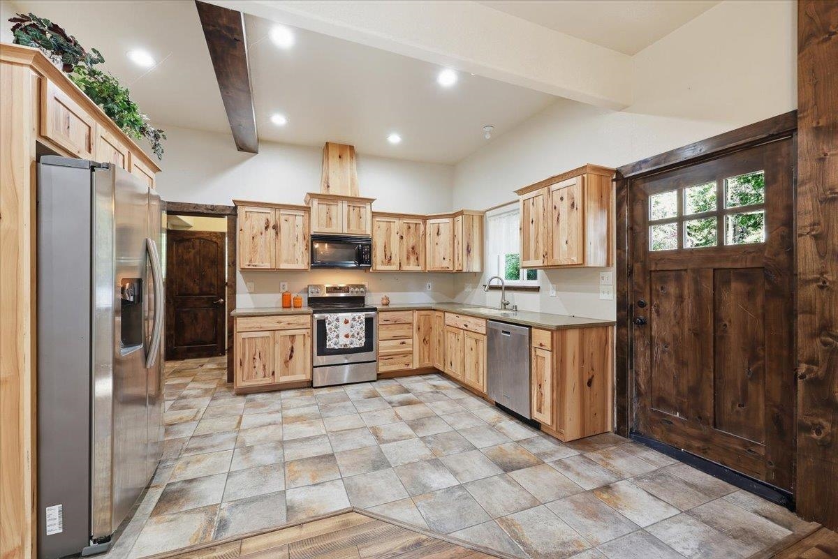 7631 Fertile Valley Road Newport, WA 99156 - Photo 9 of 40 Gallery Image 9