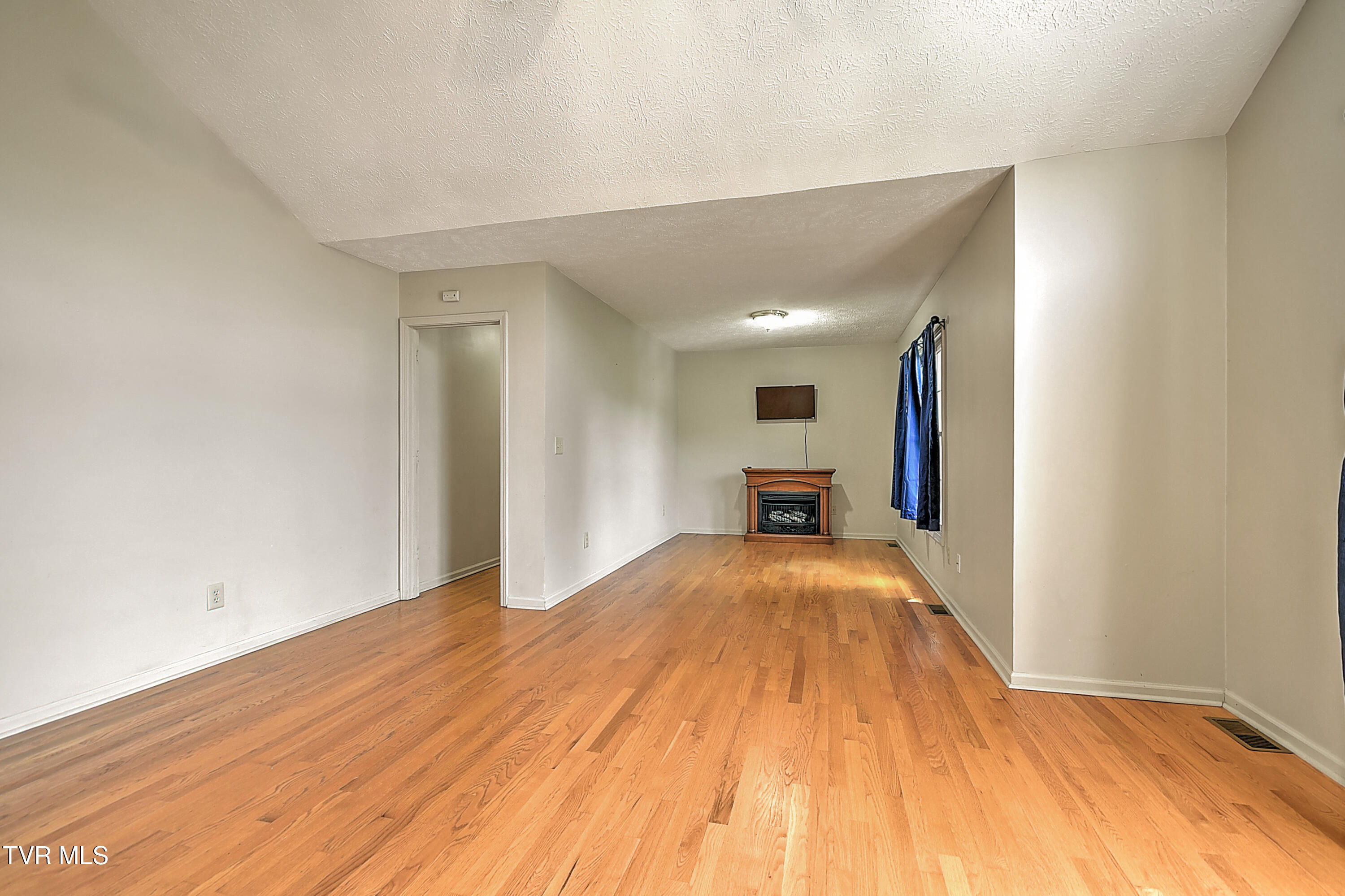 113 Nave Hollow Road Elizabethton, TN 37643 - Photo 7 of 89 4-print-113 Nave CP-3