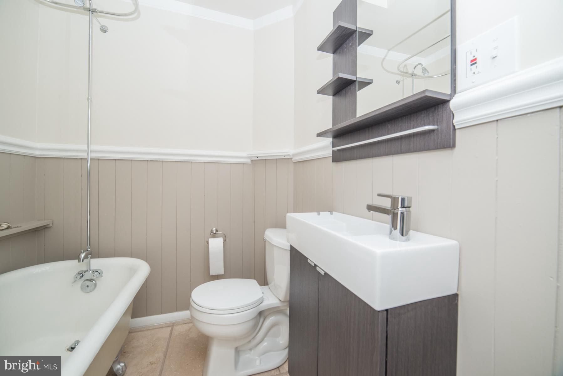 603 Harding Place Baltimore, MD 21211 - Photo 13 of 26 Bath