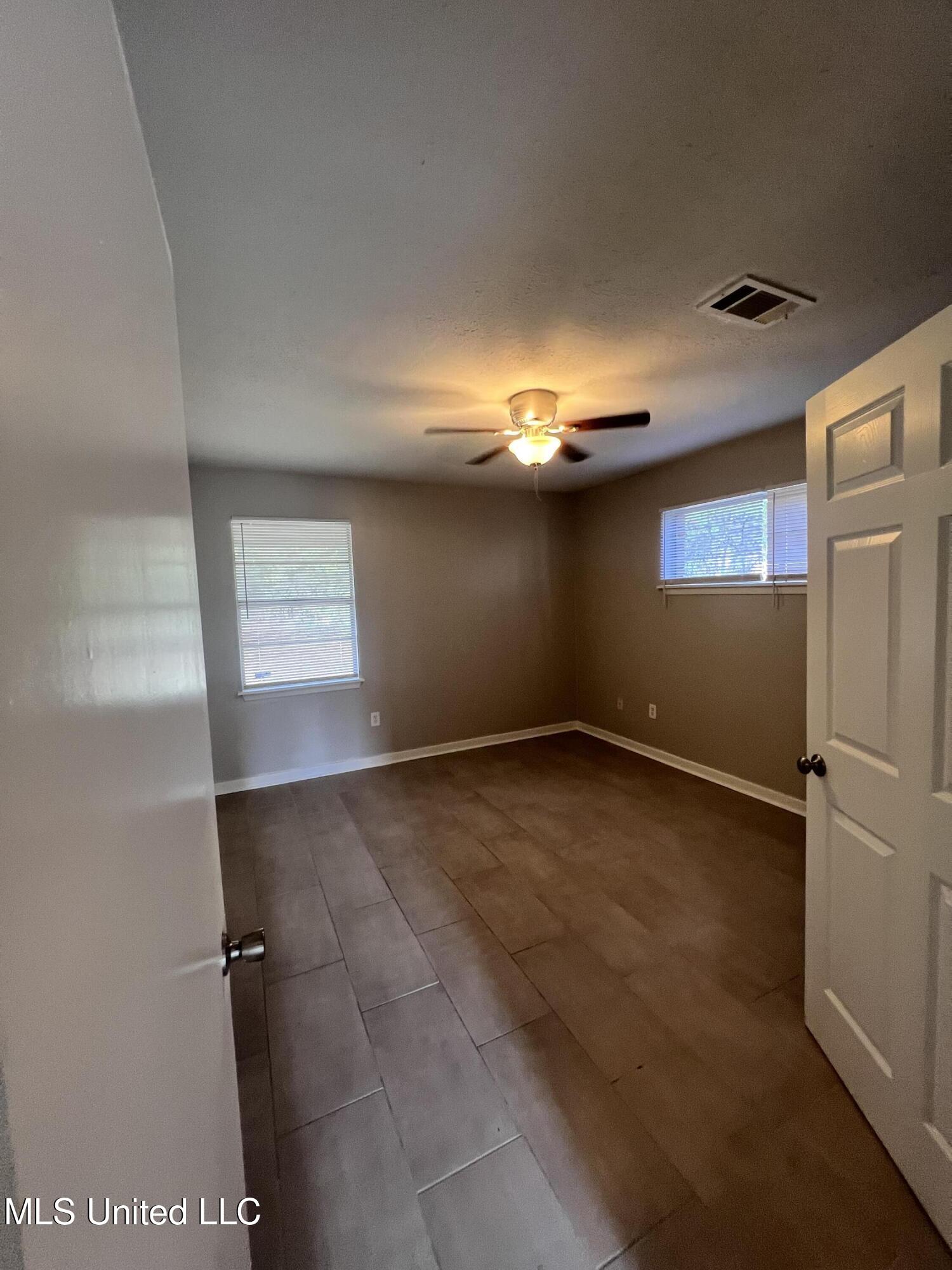 4224 Cypress Drive Jackson, MS 39212 - Photo 13 of 16 IMG_6436